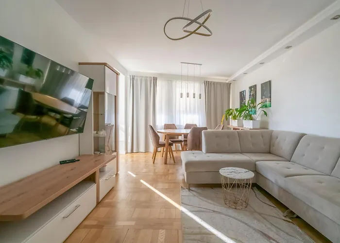 Turkusowy Self Check In * Wrocław